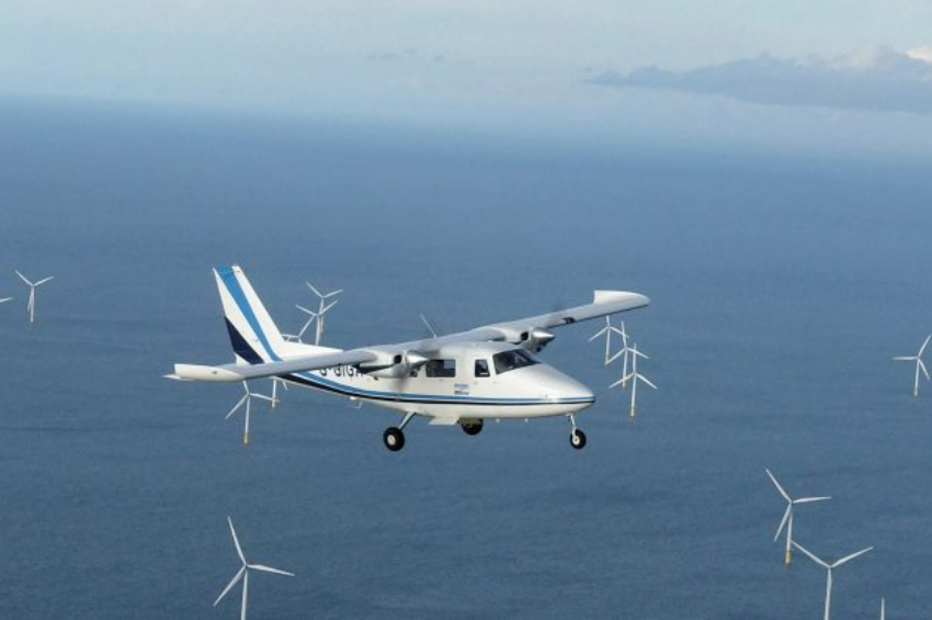 APEM - aerial survey over offshore windfarm
